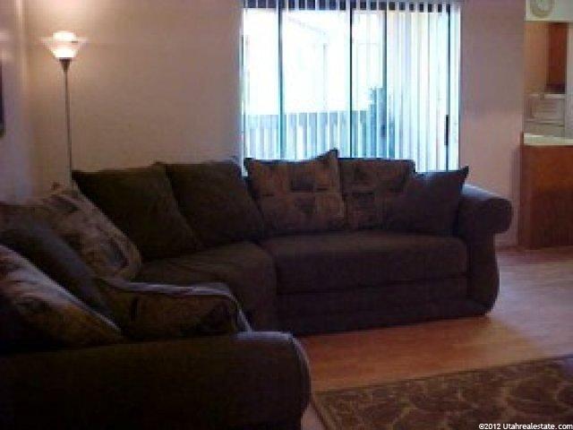 656 Jefferson Cv, Sandy, UT 84070 — photo 4