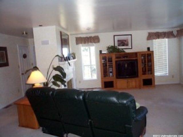 233 E Bonneville Dr, Bountiful, UT 84010 — photo 6