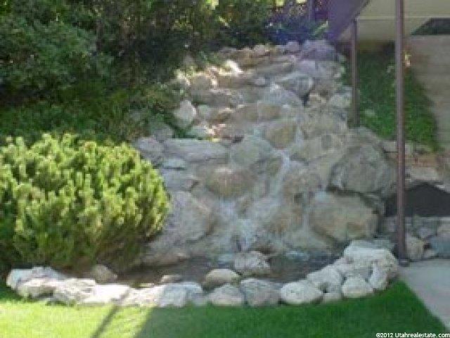 233 E Bonneville Dr, Bountiful, UT 84010 — photo 8