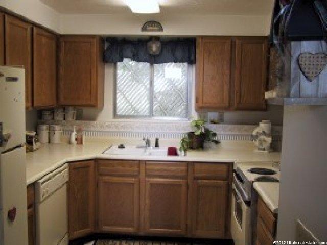 111 Center St #2A, Clearfield, UT 84015 — photo 3