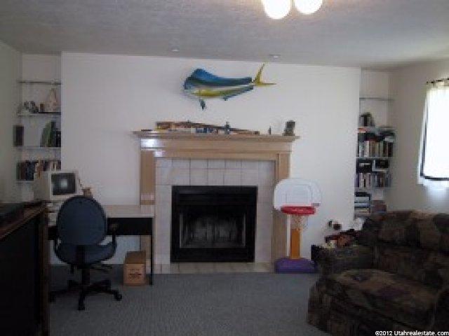90 W 1425 N, Layton, UT 84041 — photo 7