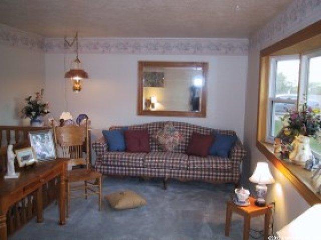 322 E 1650 S, Kaysville, UT 84037 — photo 2