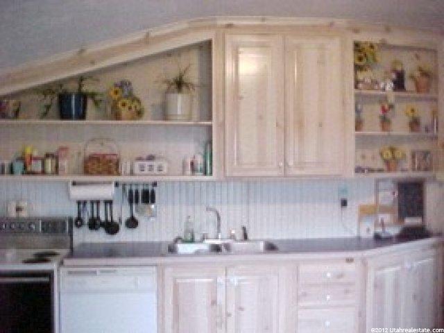 215 N 200 E, Brigham City, UT 84302 — photo 7