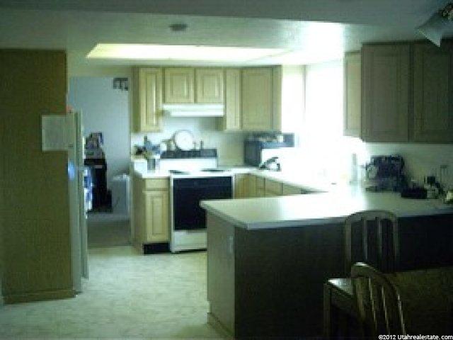 162 E 2100 N, Centerville, UT 84014 — photo 4