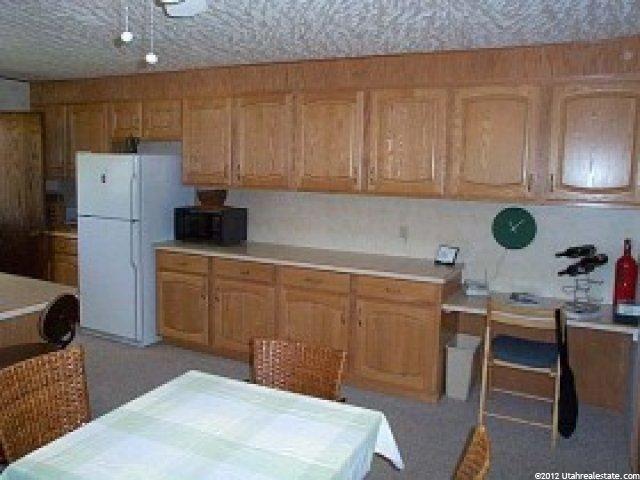 8008 Stream View Dr, Sandy, UT 84093 — photo 5