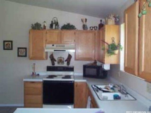 2668 Oquirrh View Dr, Riverton, UT 84065 — photo 7