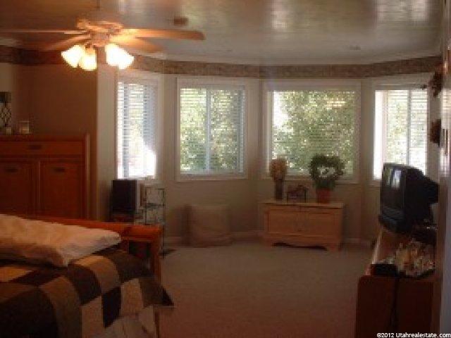 89 E 2050 N, Centerville, UT 84014 — photo 5