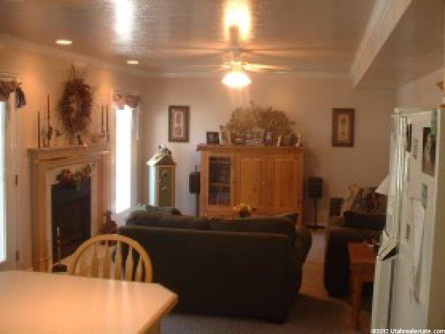 89 E 2050 N, Centerville, UT 84014 — photo 6