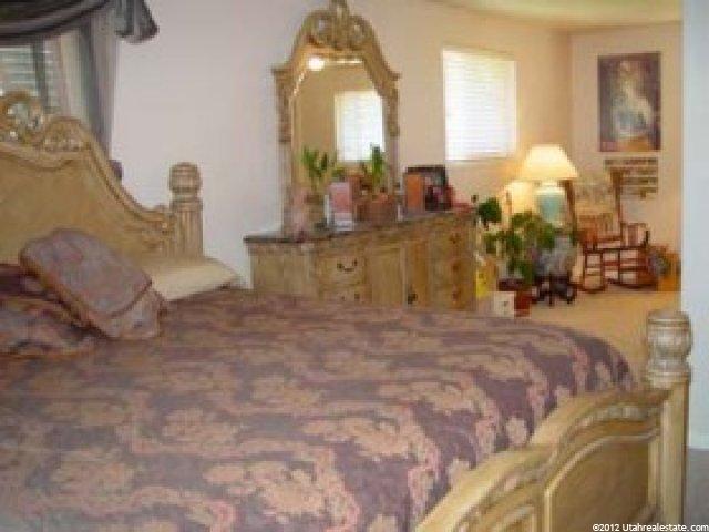 1377 Granada Dr, Sandy, UT 84093 — photo 6