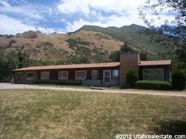 3925 S Mt Olympus Way, Salt Lake City, UT 84117