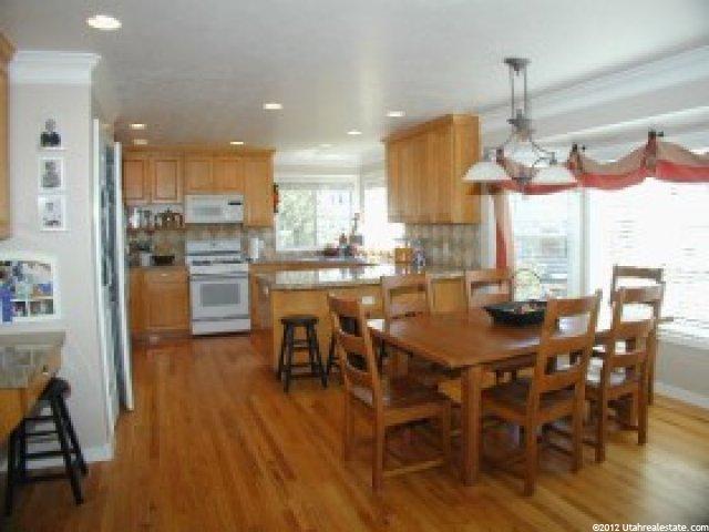 1896 E 10225 S, Sandy, UT 84092 — photo 3