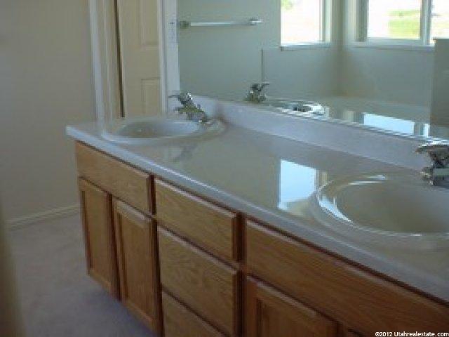 2107 Fremont Crest Ave, Syracuse, UT 84075 — photo 8