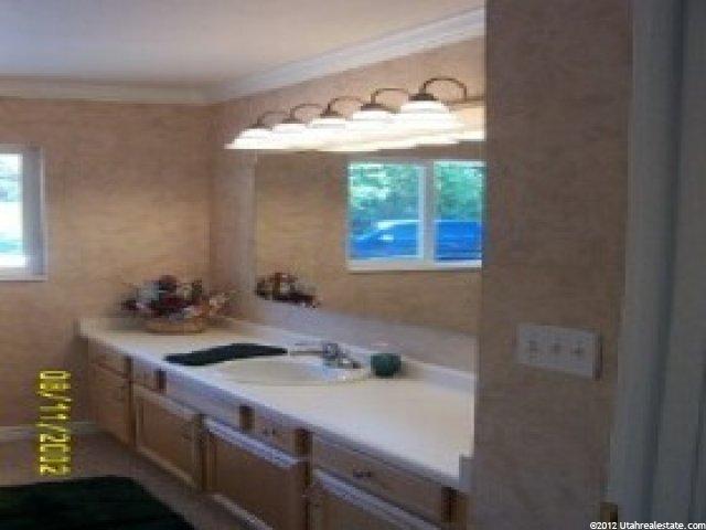 1321 Creek Rd, Sandy, UT 84093 — photo 4