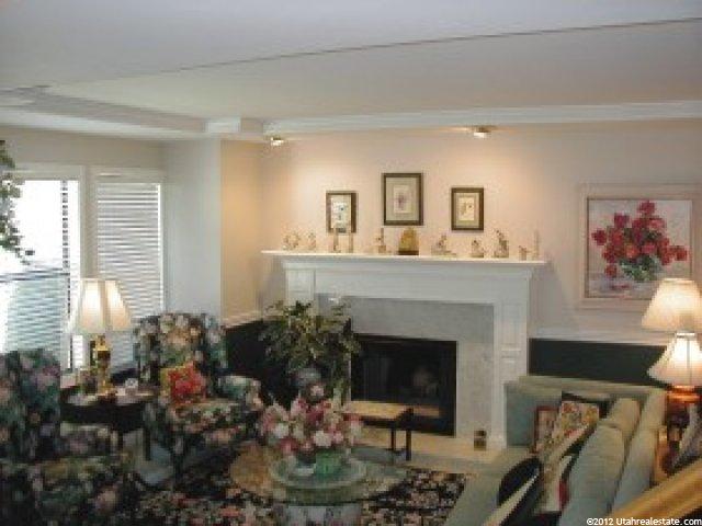 8778 Summer Meadow Dr, Sandy, UT 84093 — photo 2