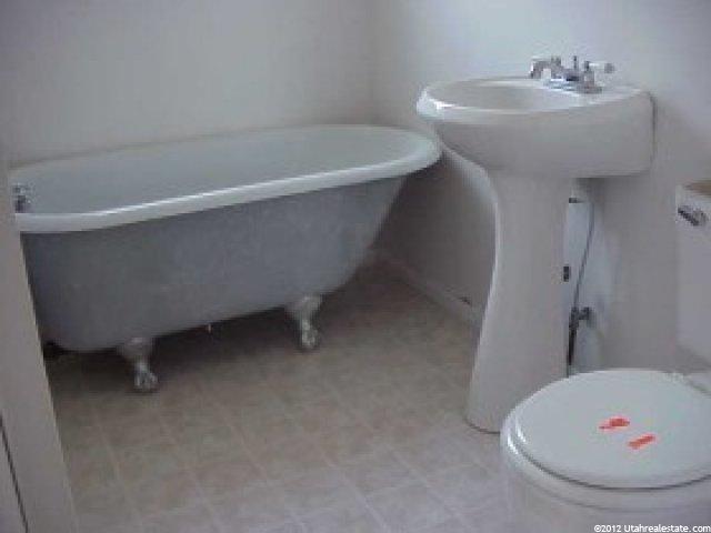 7905 Oak St, Midvale, UT 84047 — photo 5