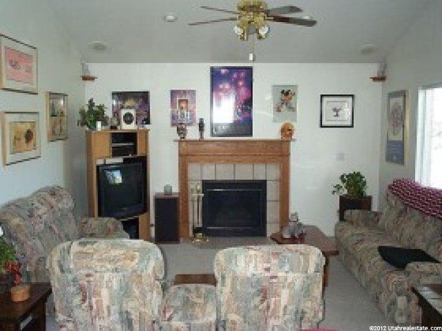 790 W 2525 S, Syracuse, UT 84075 — photo 4