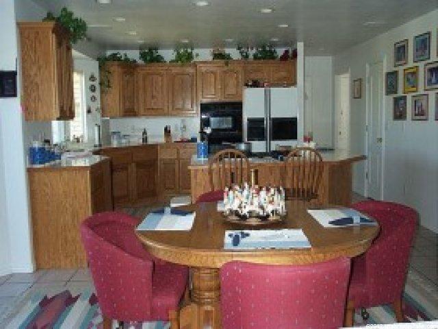 790 W 2525 S, Syracuse, UT 84075 — photo 5