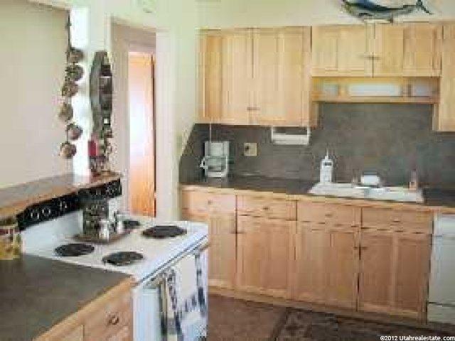 1010 Stowe Dr, Ogden, UT 84404 — photo 4