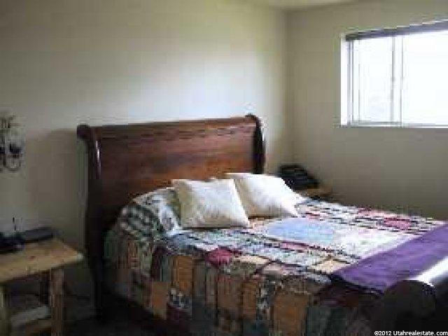 1010 Stowe Dr, Ogden, UT 84404 — photo 7