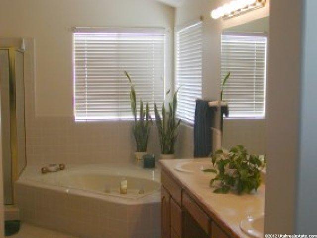 10087 Petunia Way, Sandy, UT 84092 — photo 7