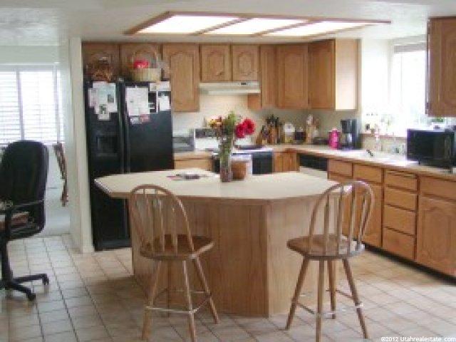 10087 Petunia Way, Sandy, UT 84092 — photo 4