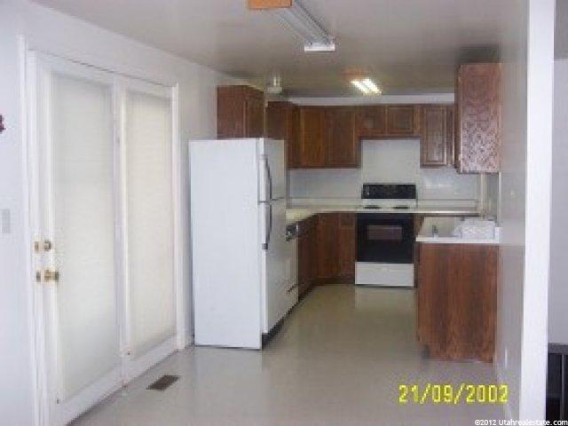216 Carlson Ave, Midvale, UT 84047 — photo 4