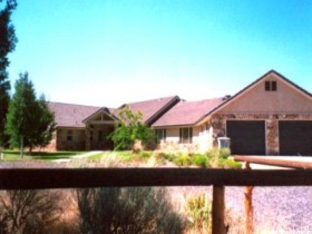 1391 Maize Cir, Dammeron Valley, UT 84783 — photo 2