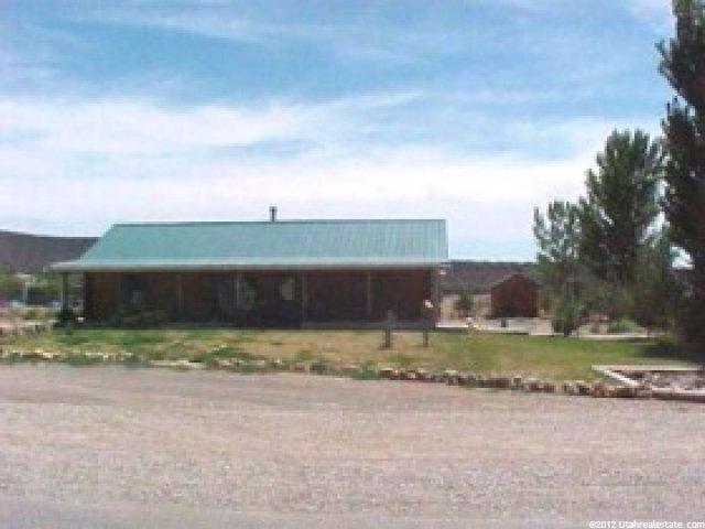 1475 W Diamond Valley Dr, St. George, UT 84770 — photo 2