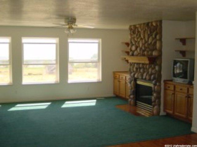845 Bedford Falls Ct, Hyde Park, UT 84318 — photo 3