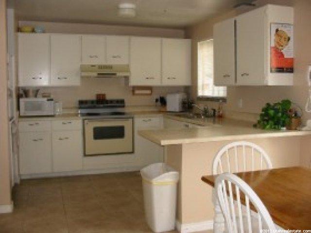 8147 Boysenberry Dr, Sandy, UT 84093 — photo 3