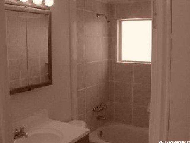 1303 Harrop St, Ogden, UT 84404 — photo 2