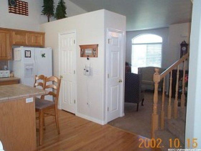 635 W Arianne Way, Centerville, UT 84014 — photo 4