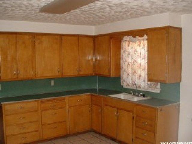 80 W 400 N, Scipio, UT 84656 — photo 2