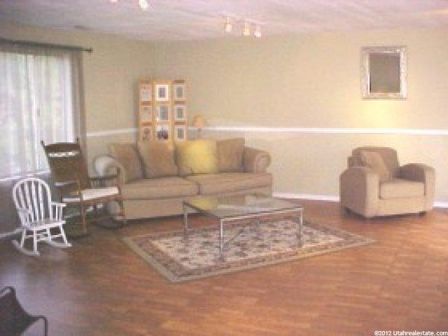 416 S 925 E, Kaysville, UT 84037 — photo 2