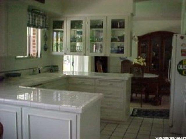 965 E 300 S, Bountiful, UT 84010 — photo 3