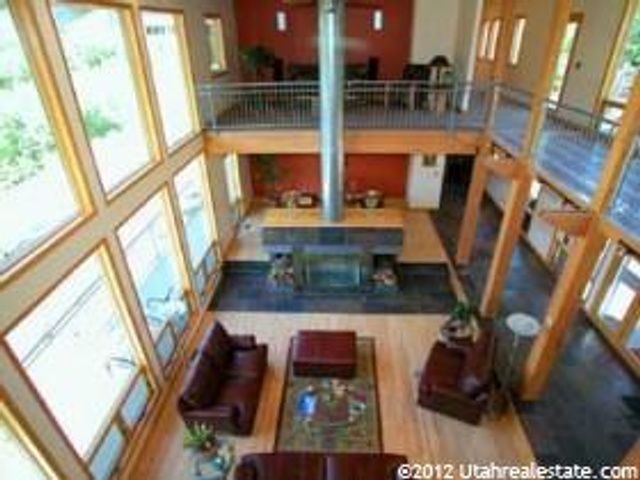 452 Maryfield Dr, Salt Lake City, UT 84108