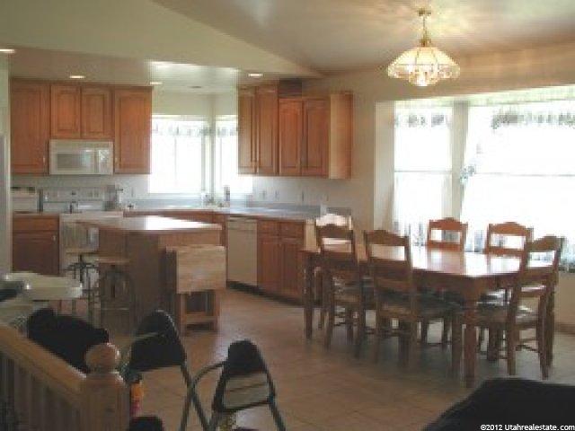 1064 W 1460 N, Clinton, UT 84015 — photo 5