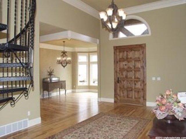 497 Greystone Dr, Farmington, UT 84025 — photo 2