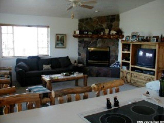 425 Rainbow Ln, Midway, UT 84049 — photo 2