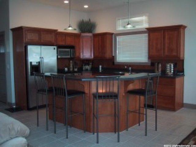 2068 View Dr, South Weber, UT 84405 — photo 3