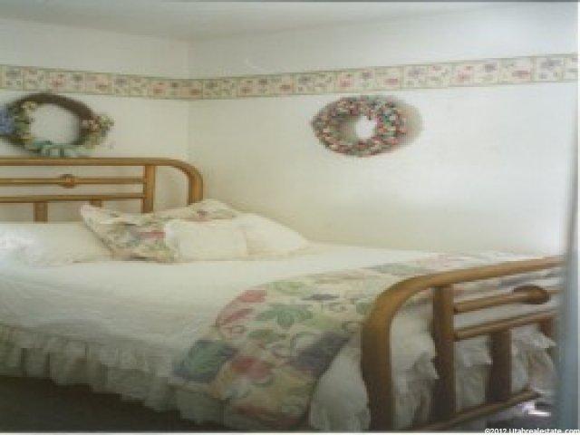 5808 S 2625 W, Roy, UT 84067 — photo 4