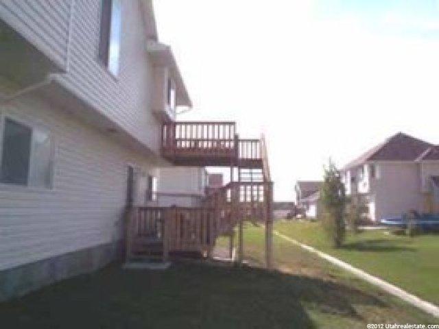698 W 1825 N, Centerville, UT 84014 — photo 2