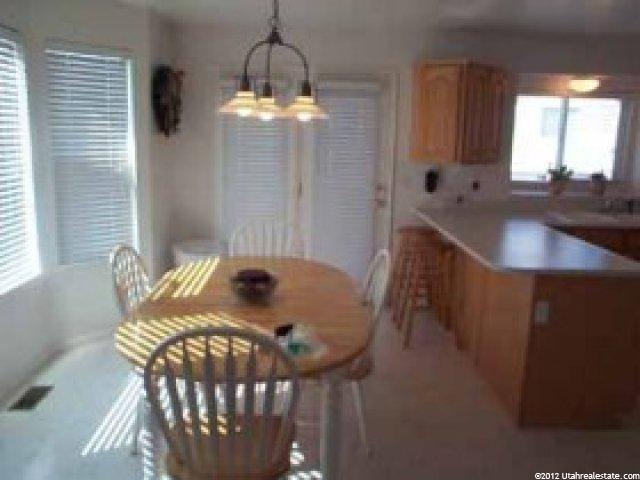 698 W 1825 N, Centerville, UT 84014 — photo 3