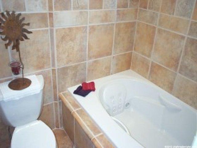 228 Meadow Ln, Centerville, UT 84014 — photo 6