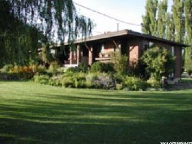 417 S Flint St, Kaysville, UT 84037 — photo 2