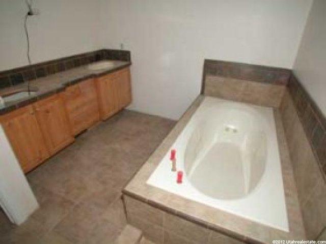 10923 Prescott Dr, Sandy, UT 84092 — photo 6