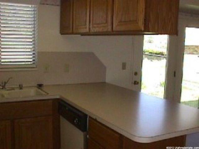 943 E 3400 N, Layton, UT 84040 — photo 5