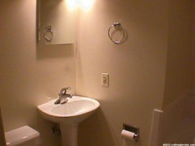 943 E 3400 N, Layton, UT 84040 — photo 8