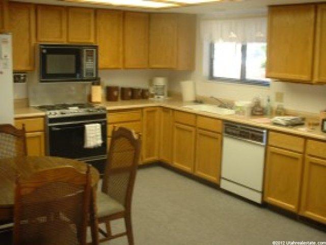 477 W 1175 N, Centerville, UT 84014 — photo 5