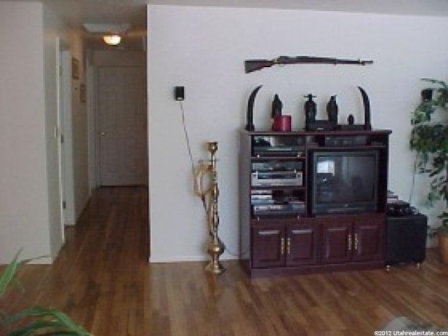 434 W 2400 N, Sunset, UT 84015 — photo 7